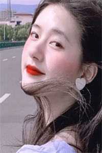 七零：白富美她手握空间被糙汉诱哄了